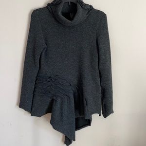 Amma Gray Top size 0 Cowl neck Sweater